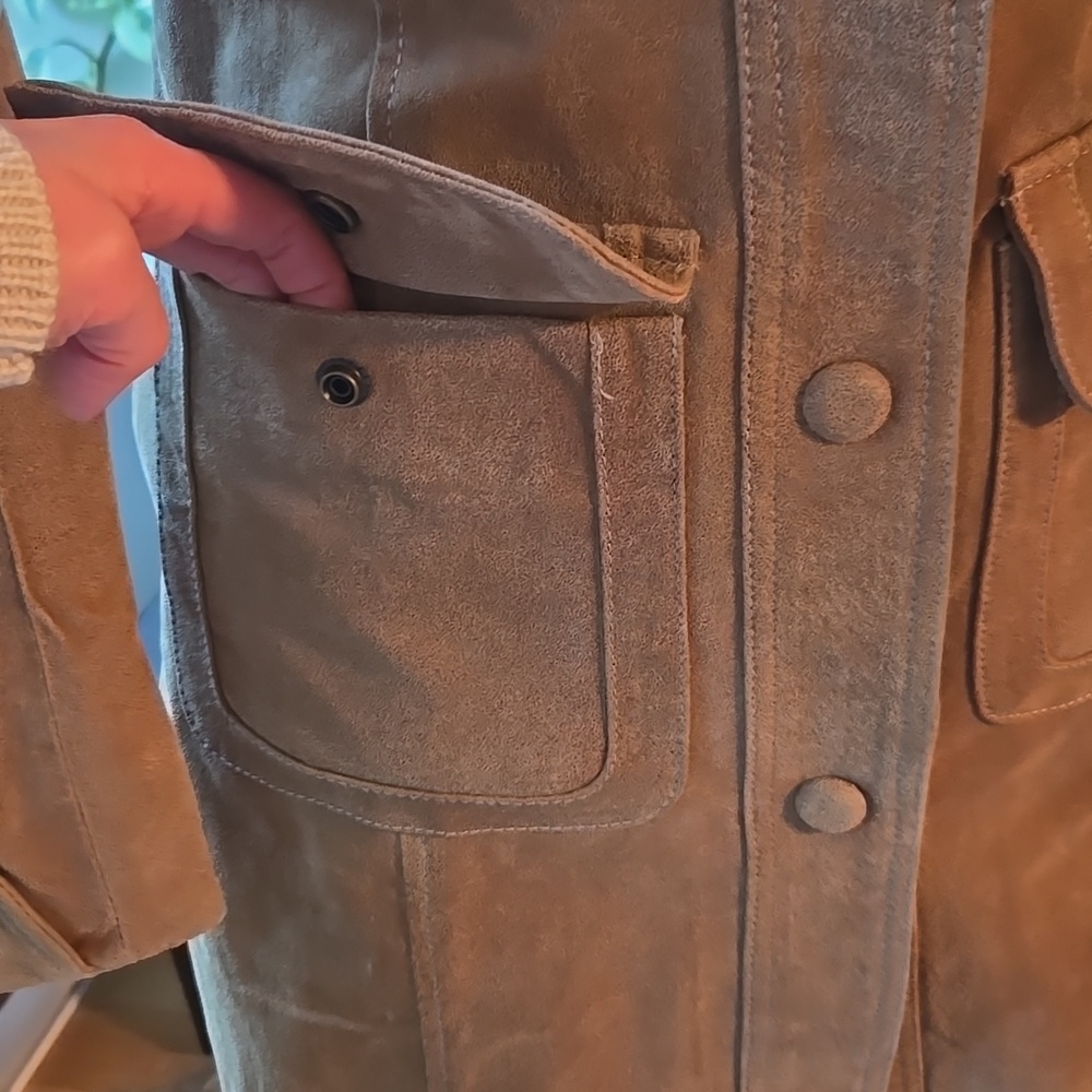 Vintage Y2K Tan Suede Button-Front Coat - Picture 6 of 16